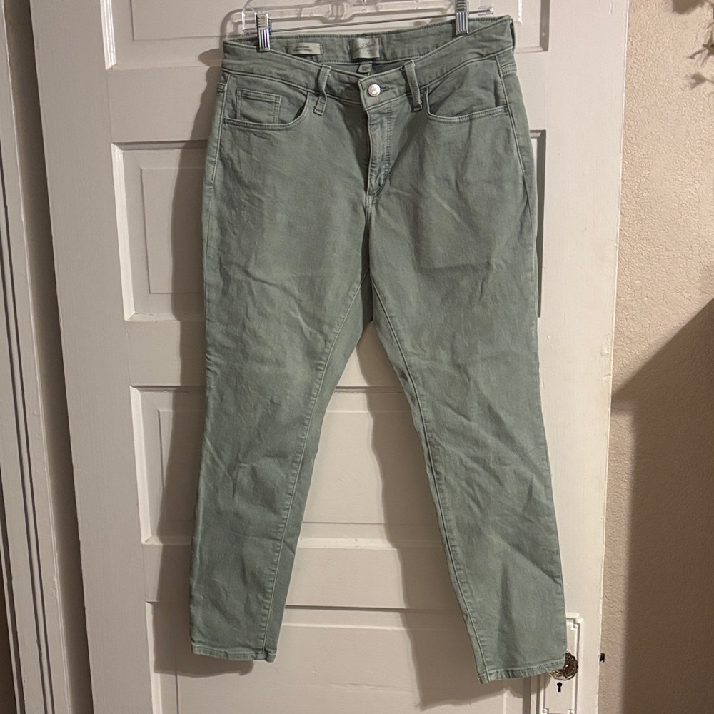 Universal Thread Skinny Pants in Light Green
